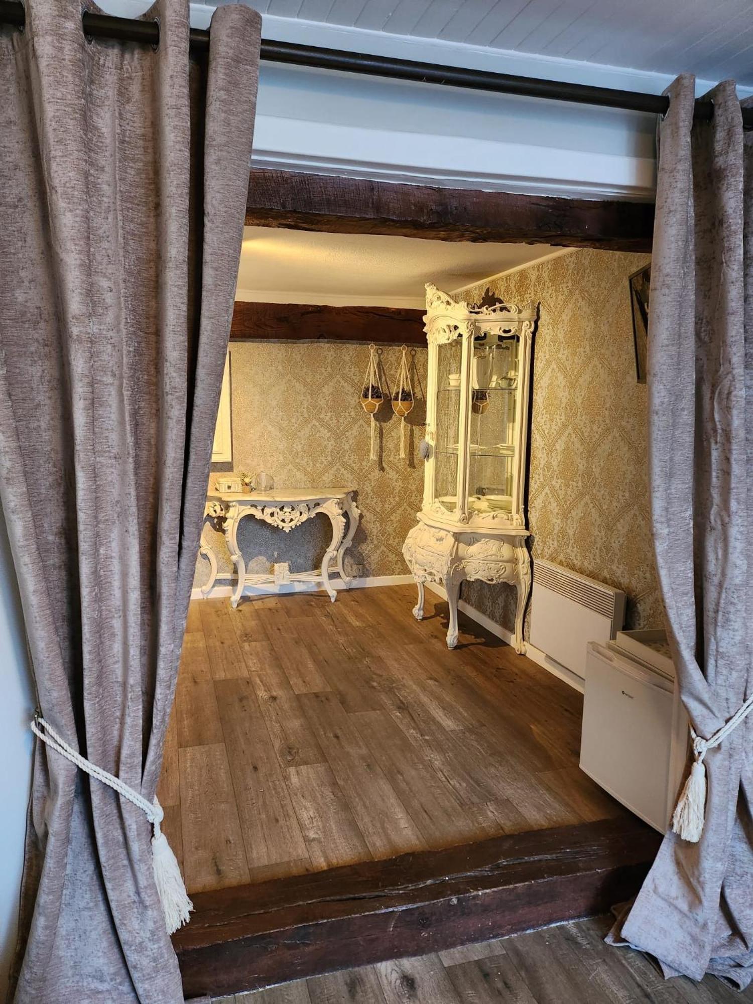 Auberge De La Chaloire La Petite-Verriere Luaran gambar