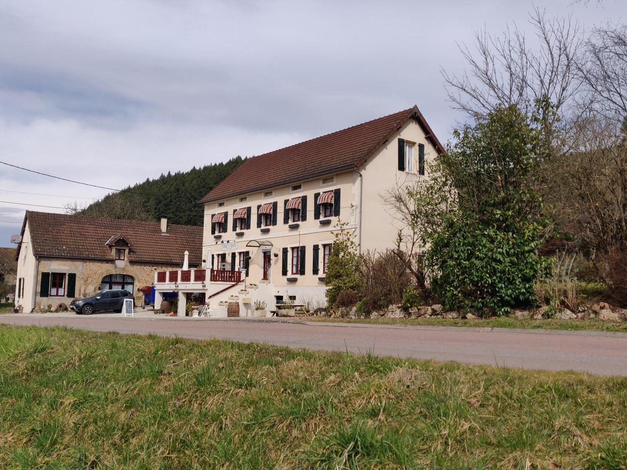 Auberge De La Chaloire La Petite-Verriere Luaran gambar