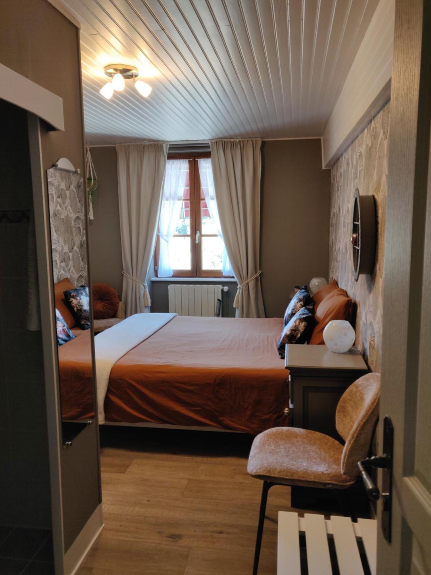 Auberge De La Chaloire La Petite-Verriere Luaran gambar